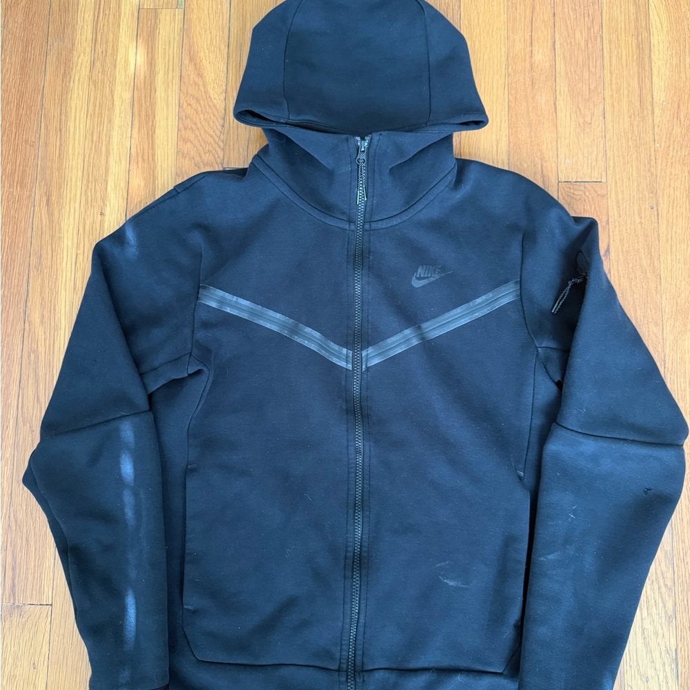 Nike Tech Men's Black Full-Zip Hoodie & Jogger Set - Picture 2 of 7